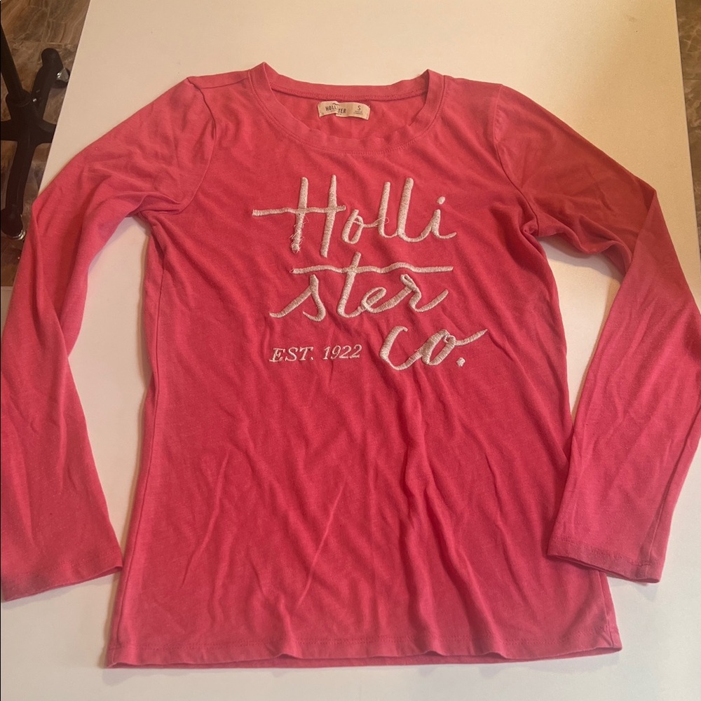 Hollister Sz Sm Coral Long Sleeve Tee